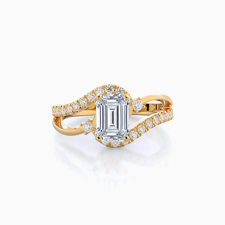 Unique emerald ring design