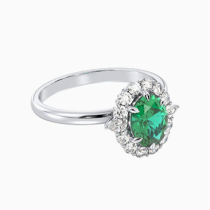 Green Emerald With Diamond Ring