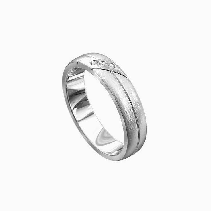 Three stone wedding ring 7055