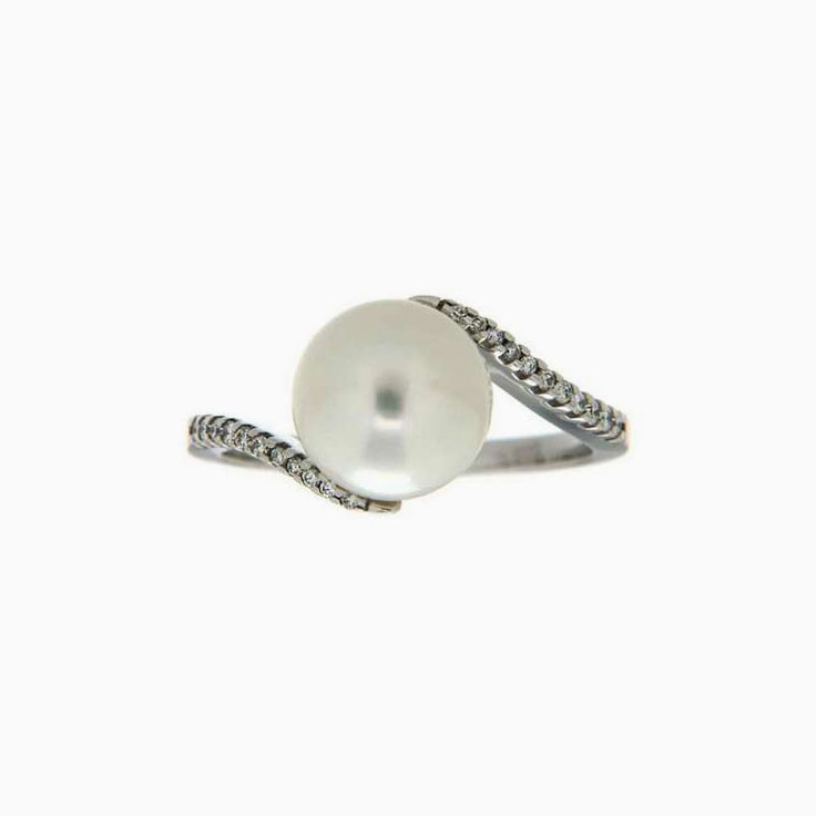 Pearl Ladies Ring