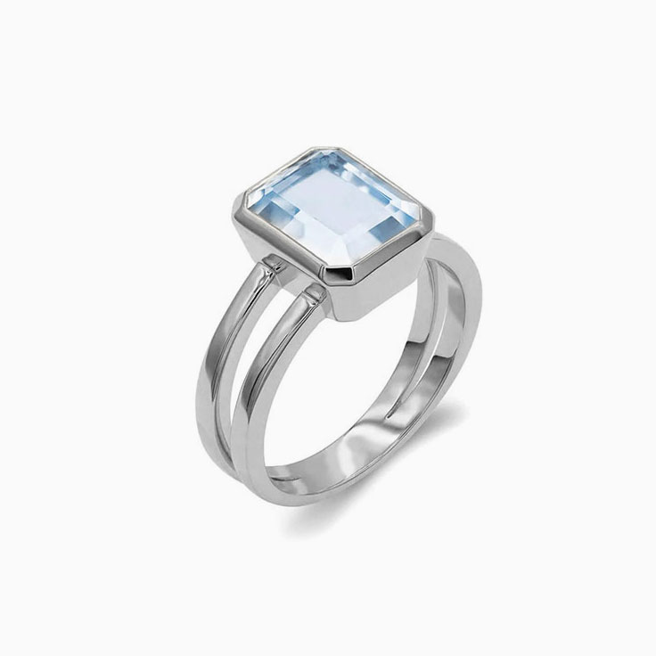 Emerald Cut Aquamarine On Split Shank Band