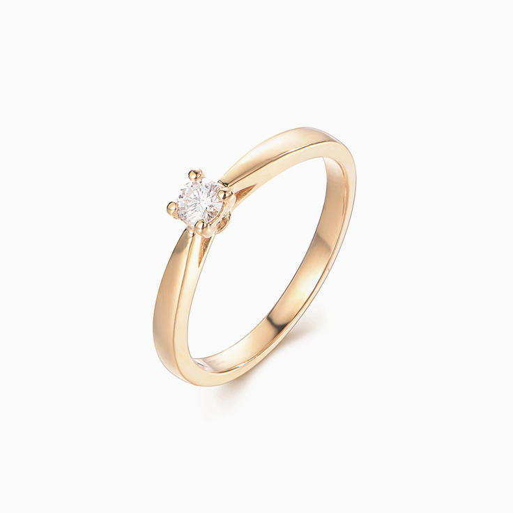 Petite Round Diamond Engagement ring