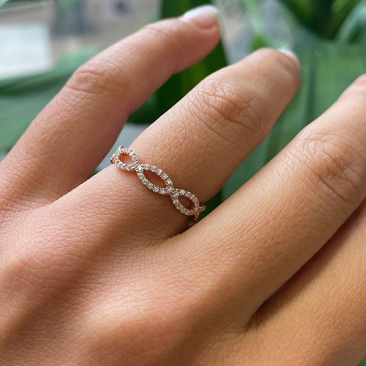 Infinity Diamond Wedding ring