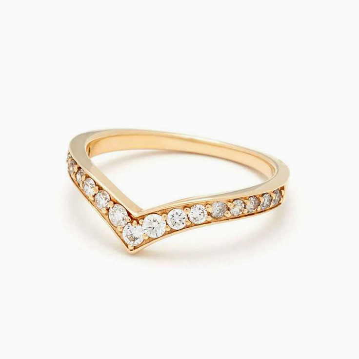 Ladies diamond fitted band