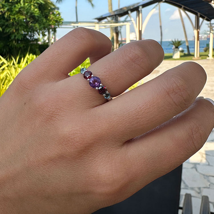 Multi colour ring